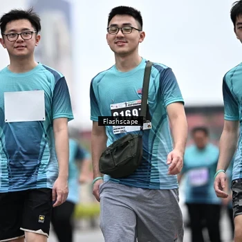 Runner Photo 8940742