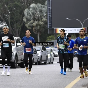 Runner Photo 8941249