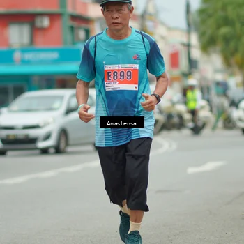 Runner Photo 8941252