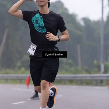 Runner Photo 8941320