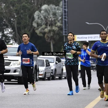 Runner Photo 8941324