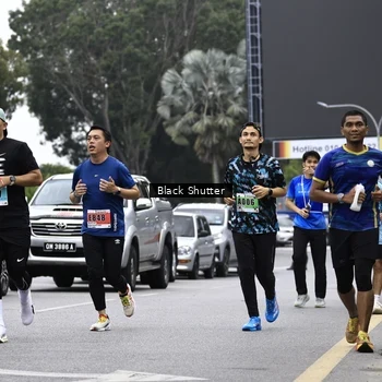 Runner Photo 8941346
