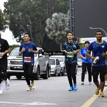 Runner Photo 8941362