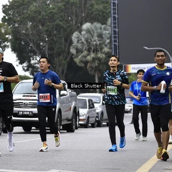 Runner Photo 8941393
