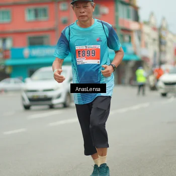 Runner Photo 8941513