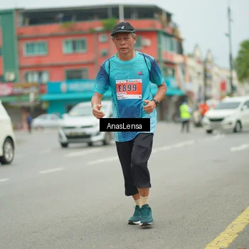 Runner Photo 8941525