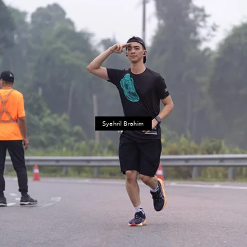 Runner Photo 8941585