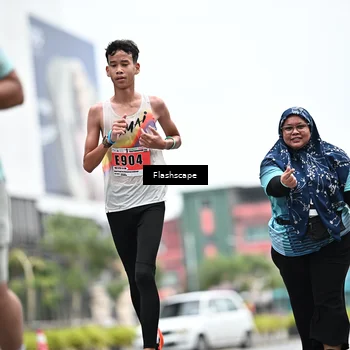 Runner Photo 8941682