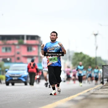 Runner Photo 8941898