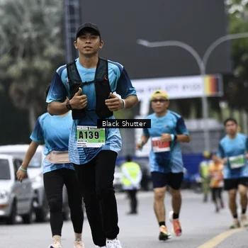 Runner Photo 8941900