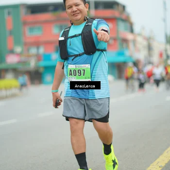 Runner Photo 8942101