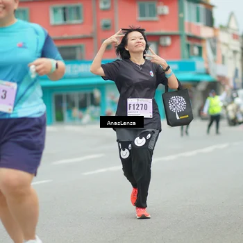 Runner Photo 8942356