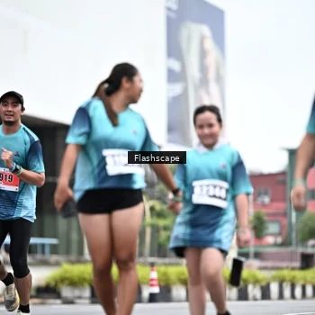 Runner Photo 8942372