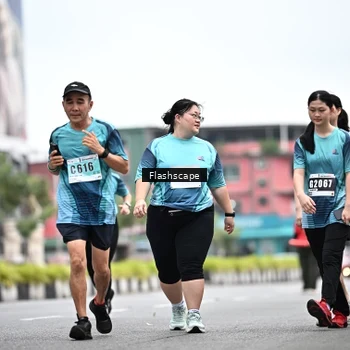 Runner Photo 8942437