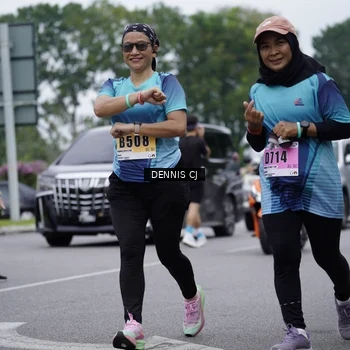 Runner Photo 8942565