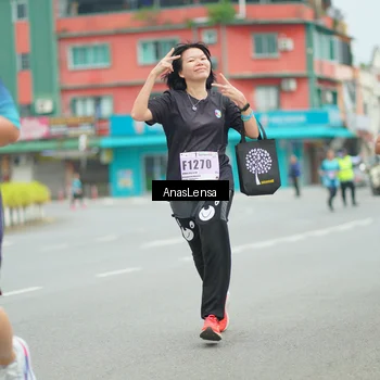 Runner Photo 8942635