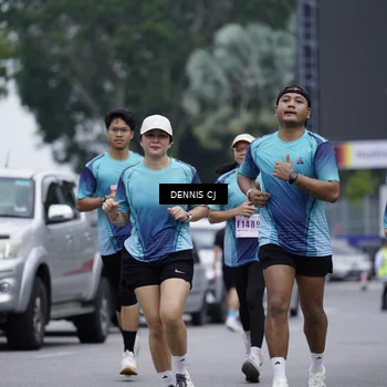 Runner Photo 8942694