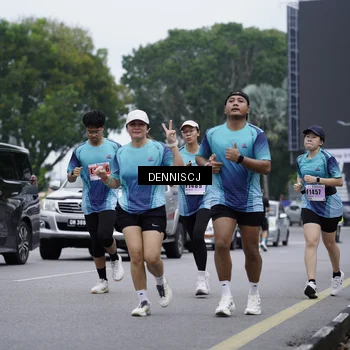 Runner Photo 8942708