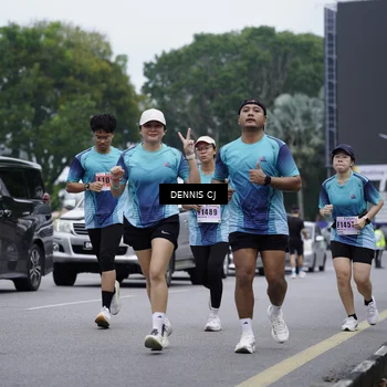 Runner Photo 8942728