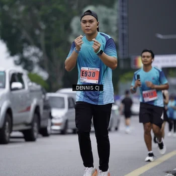 Runner Photo 8942842
