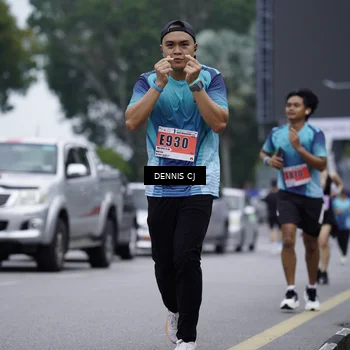 Runner Photo 8942873