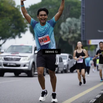 Runner Photo 8942916