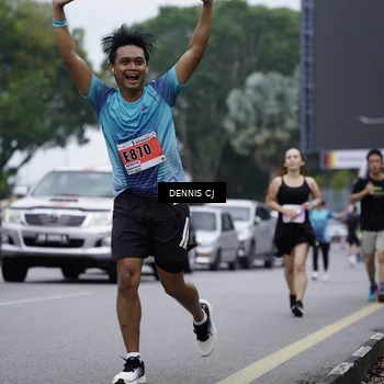Runner Photo 8942923