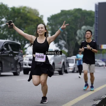 Runner Photo 8942980