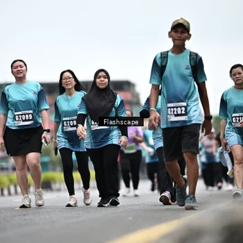 Runner Photo 8943021