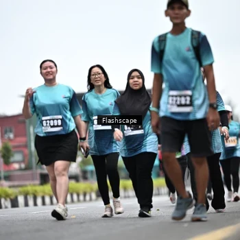 Runner Photo 8943036