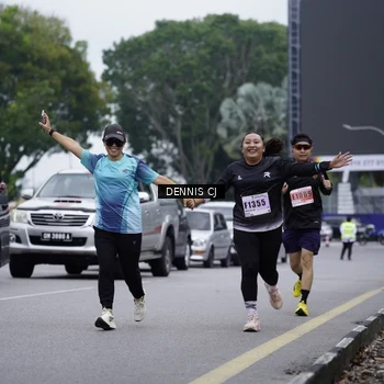 Runner Photo 8943061