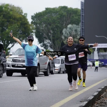 Runner Photo 8943066