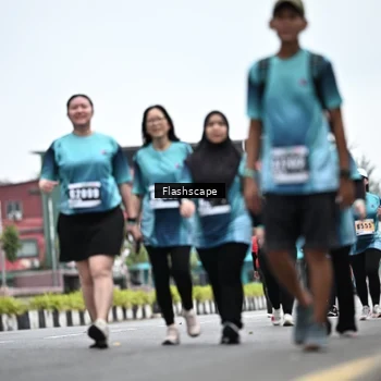 Runner Photo 8943070