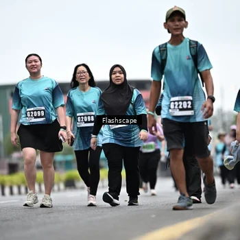 Runner Photo 8943091