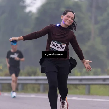 Runner Photo 8943092
