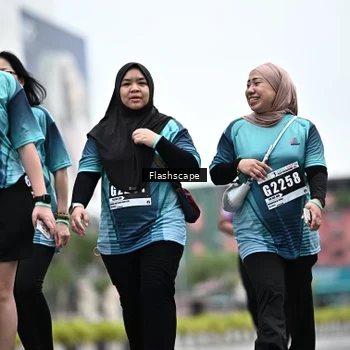 Runner Photo 8943093