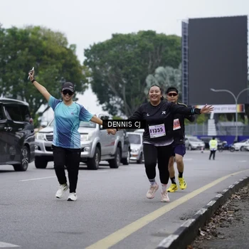 Runner Photo 8943094