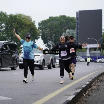 Runner Photo 8943095
