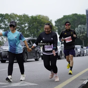 Runner Photo 8943142