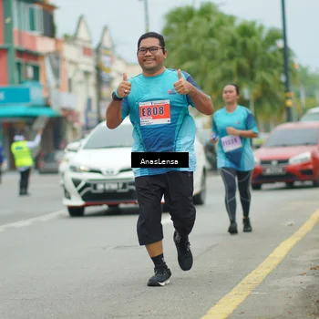 Runner Photo 8943229