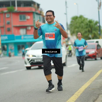 Runner Photo 8943233