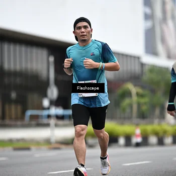 Runner Photo 8943276