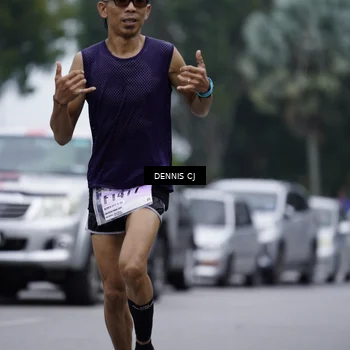 Runner Photo 8943277