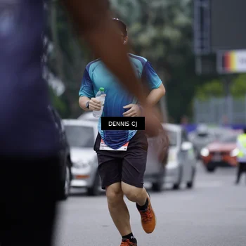 Runner Photo 8943289