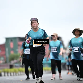 Runner Photo 8943321