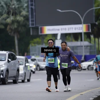 Runner Photo 8943376