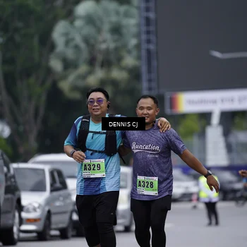 Runner Photo 8943432