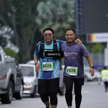 Runner Photo 8943443