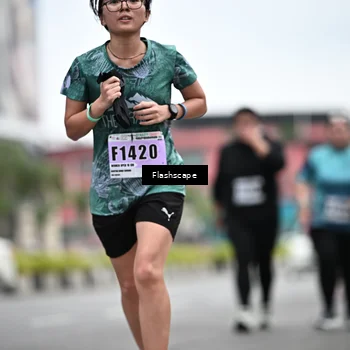 Runner Photo 8943444