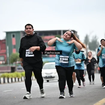 Runner Photo 8943562